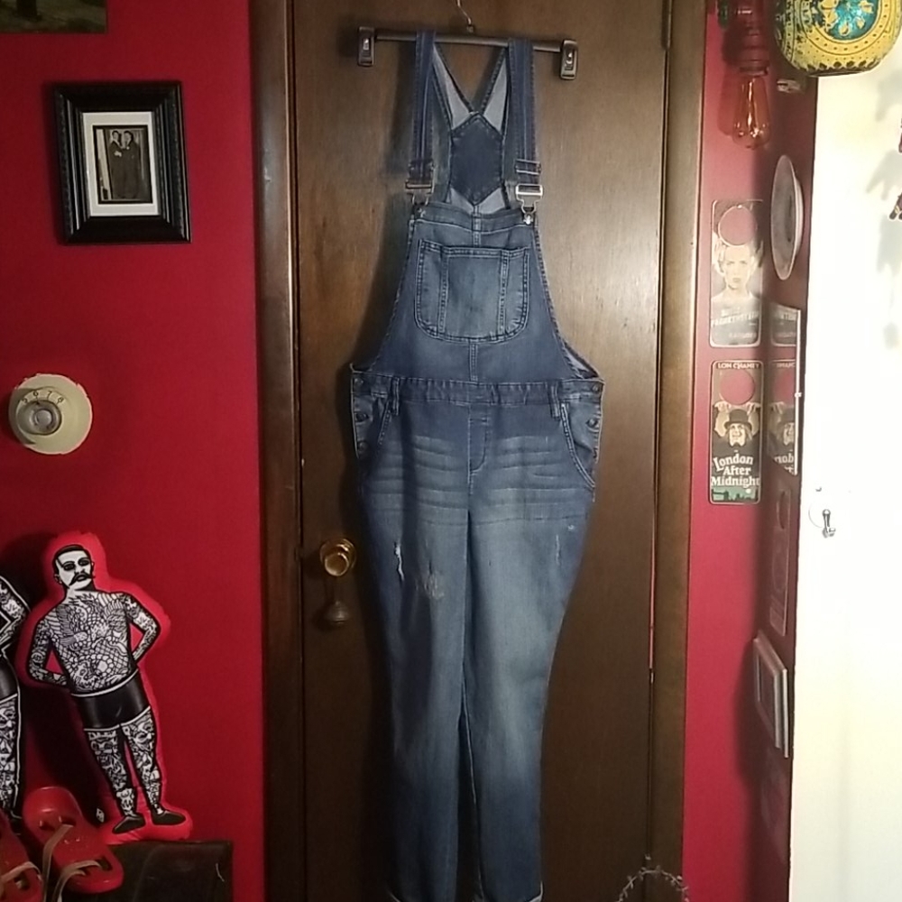 XL overalls